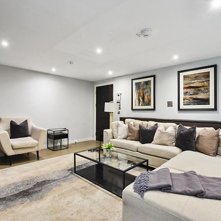 Buckingham Palace Residences By Aeria Apartments Londra Exterior foto